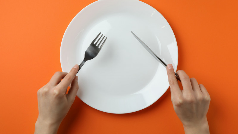 Пять лучших продуктов для снижения холестерина: советы кардиолога для здоровья общества