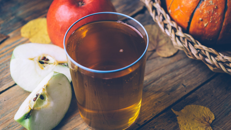 Осень в чашке: диетологи рекомендуют три полезных напитка для уюта и тепла