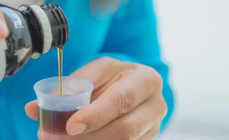 Казахстанцам угрожают опасные индийские сиропы от кашля: Минздрав предупреждает о серьезных последствиях