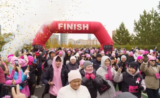 Благотворительный забег Pink Run в Астане: более 500 участников поддержали осведомленность о раке молочной железы.