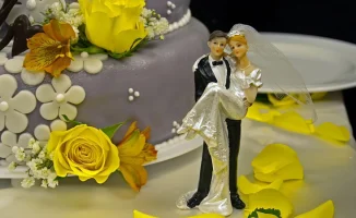 В Казахстане обсуждают запреты на похабные конкурсы и ЛГБТ-пропаганду в соцсетях