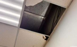 Жители Махамбетского района Атырауской области недовольны состоянием поликлиники