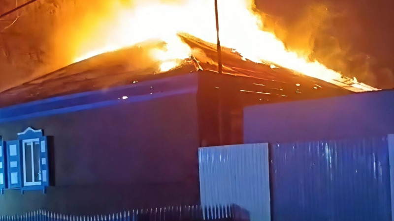 Халатность пожарных: пенсионерка из Семея о пожаре в доме