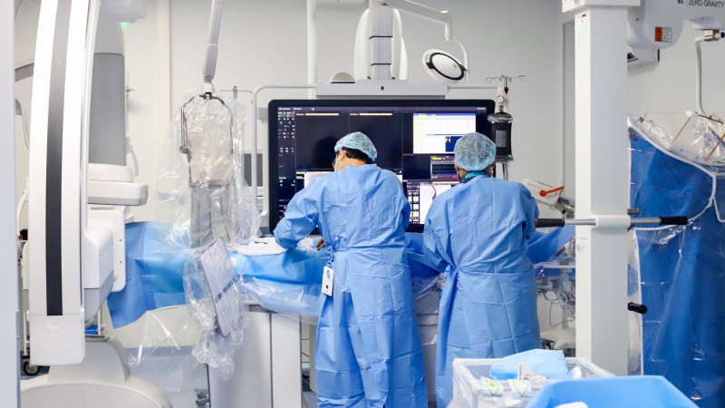 Врачи Казахстана: зарплата в тени, как диагноз без анализа