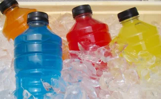 Запрет на продажу энергетиков молодежи: депутат упрекает Минздрав в недостаточной защите здоровья населения