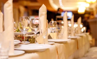 Карагандинцы потеряли деньги, заказав 'той под ключ' в ресторане