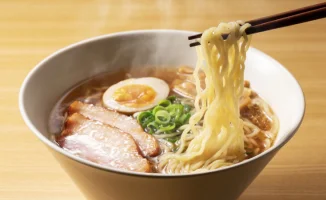 Соцсети взбудоражены: рамен с опасными добавками вызывает страх перед раком и бесплодием