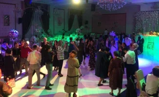 Новые ограничения времени работы тои и развлекательных заведений в Кыргызстане: социальные последствия