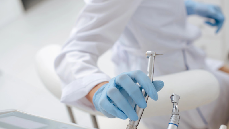 Смерть трёхлетней девочки в стоматологии Астаны: суд выявил причину и последствия для медучреждения