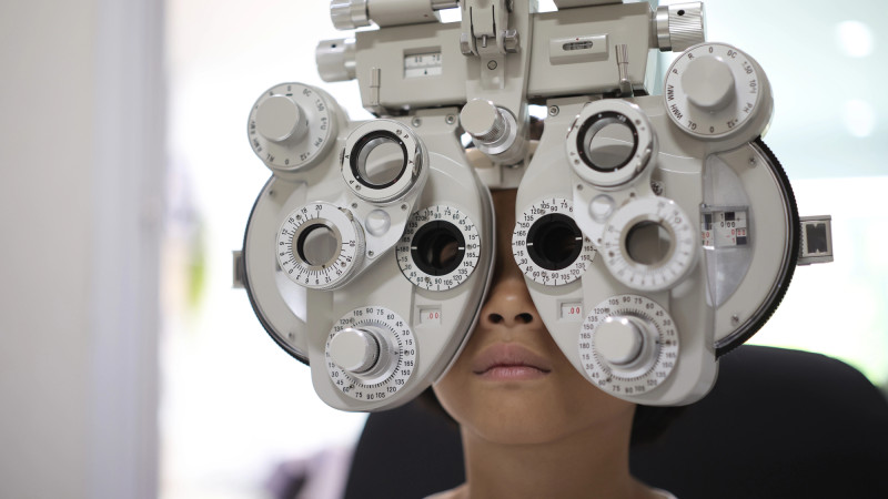 Резкий рост заявлений на офтальмологические услуги в Казахстане: последствия новых пенсионных правил