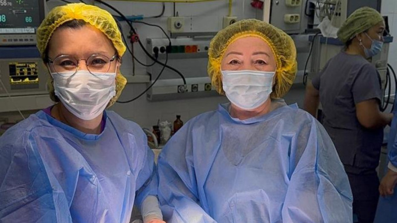 Спасение жизни: врачи удалили гигантскую миому матки у 41-летней женщины в Алматы