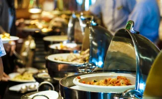 Туристы отказываются от еды в Турции из-за отравлений и инцидентов