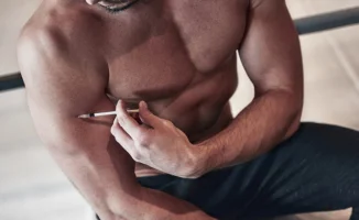 Уролог рассказал, как повысить тестостерон без медикаментов: тренировки и секс