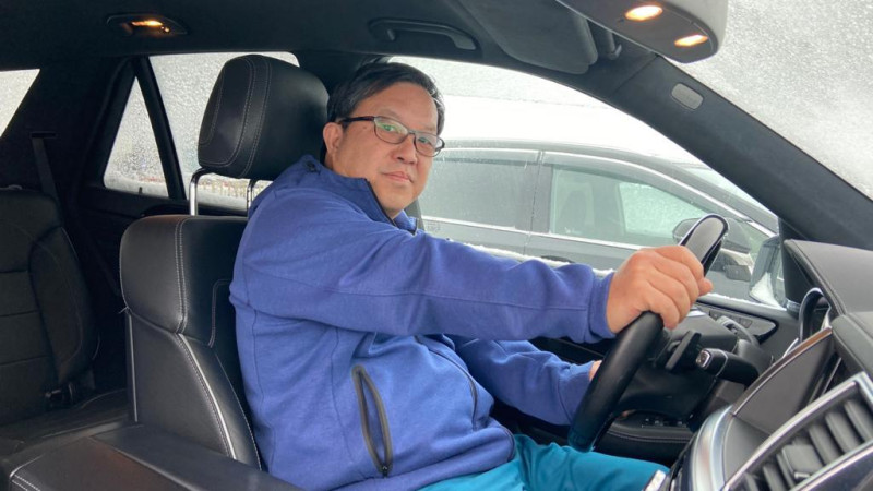 Юрий Пя: два дня в Алматы для операций и обмена опытом