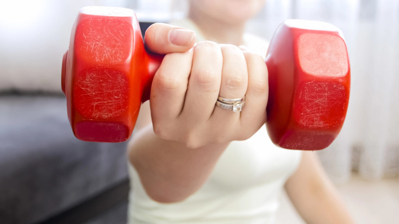 Сохранение мышечной массы в пожилом возрасте: ключ к самостоятельности и активной жизни без изнурительных усилий