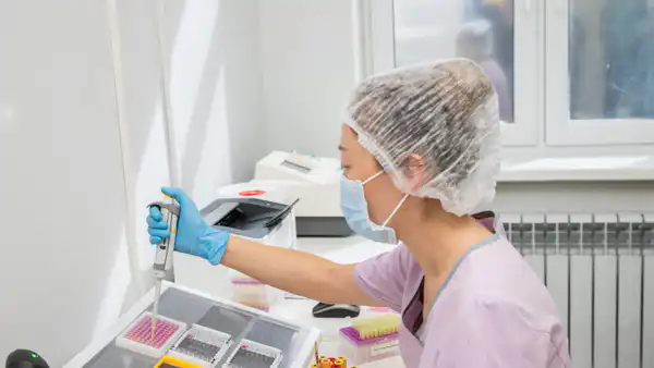 Казахстанцы получат доступ к бесплатным скринингам для раннего выявления новых заболеваний с 2026 года