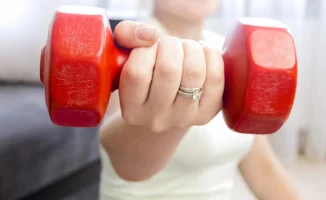 Сохранение мышечной массы в пожилом возрасте: ключ к самостоятельности и активной жизни без изнурительных усилий