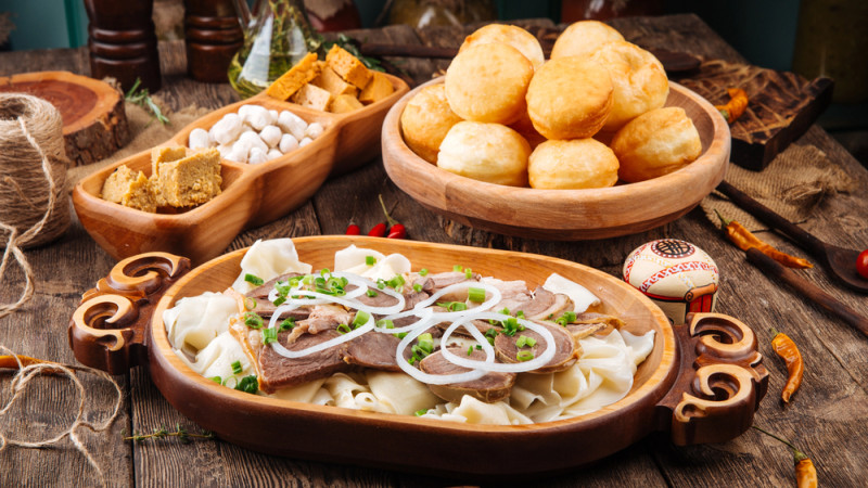 Ауызашар-2026: Цены на вечерние приёмы в Астане и Алматы в свете Рамадана