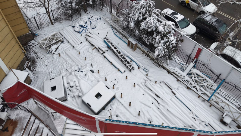 Снос летней террасы ресторана в Алматы: последствия для бизнеса и общественного пространства города