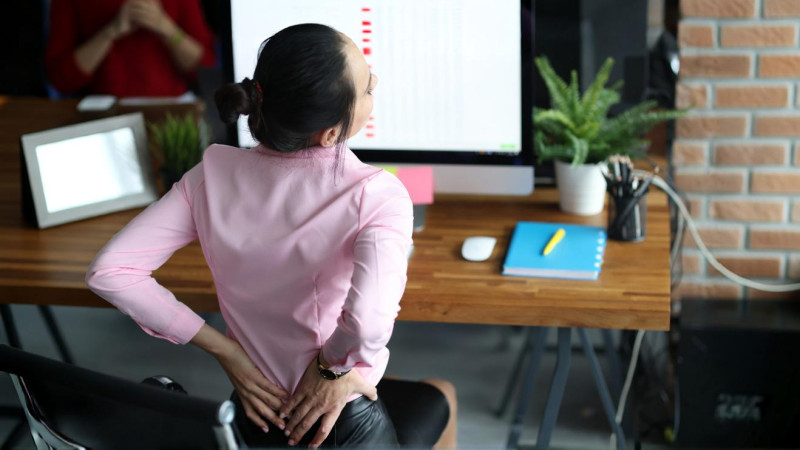 Спина: невидимые тени боли и как защитить позвоночник с детства