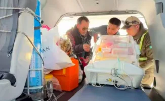 Младенца из Жаркента спасли с помощью вертолета МЧС: видео