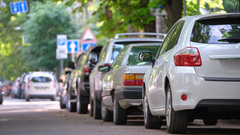 Исследование: жизнь у шумных дорог повышает риск заболеваний