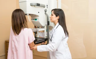 Астанчанка узнала о записи к врачам через уведомления в Damumed