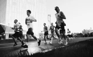 Почему бегуны по всему миру страдают от боли в боку и как с этим справиться?