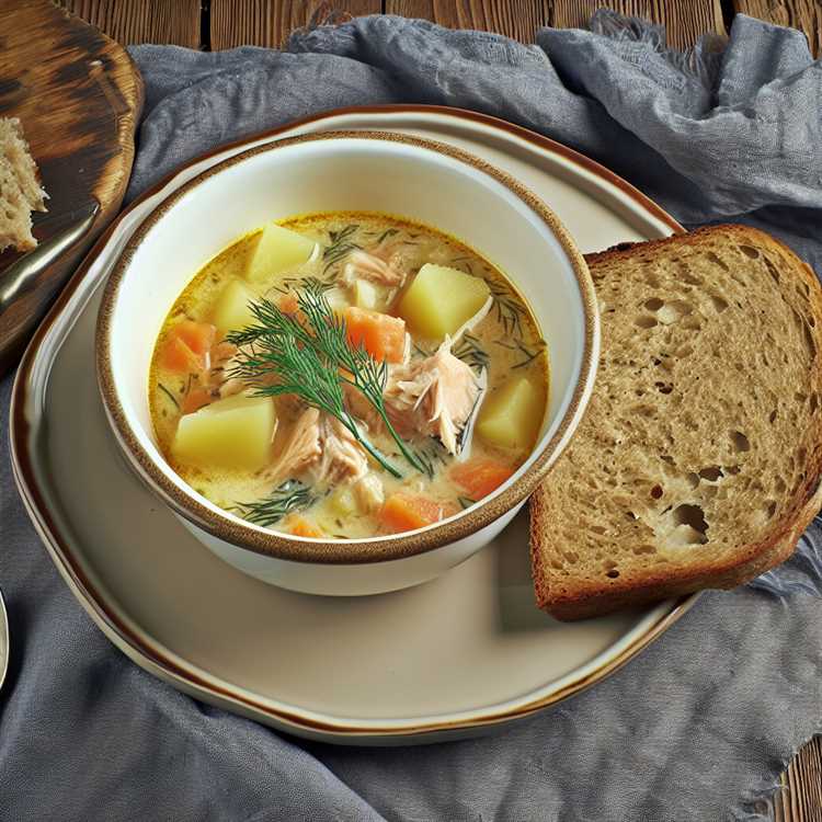 Финская уха Лохикейтто: сливочный суп с рыбой
